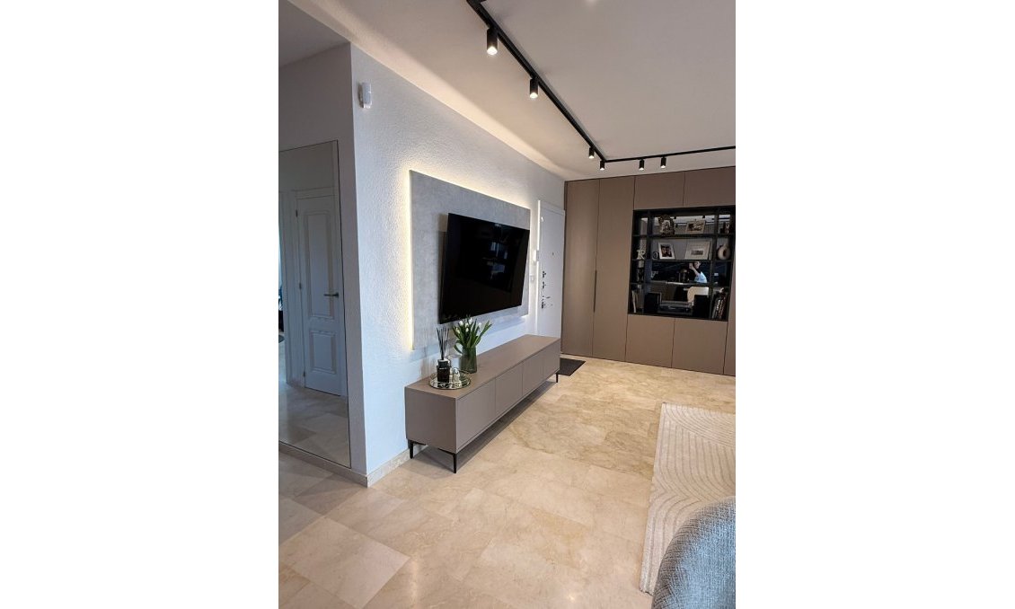 Revânzare - Mansardă -
Las Ramblas Golf - Inland