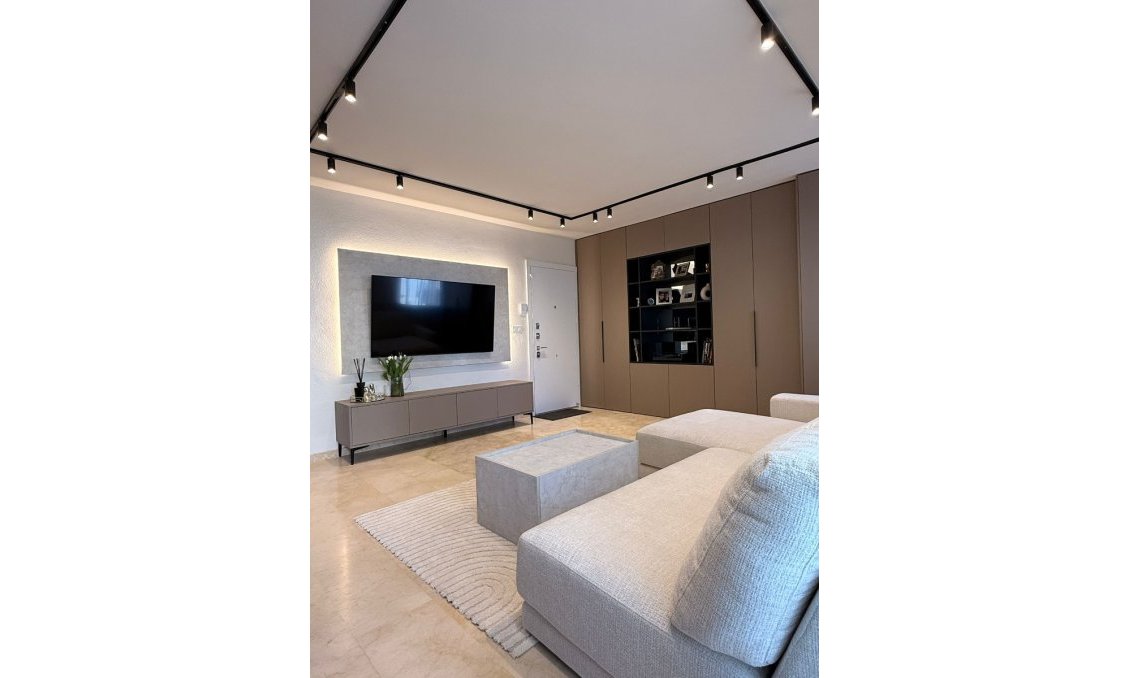 Revânzare - Mansardă -
Las Ramblas Golf - Inland