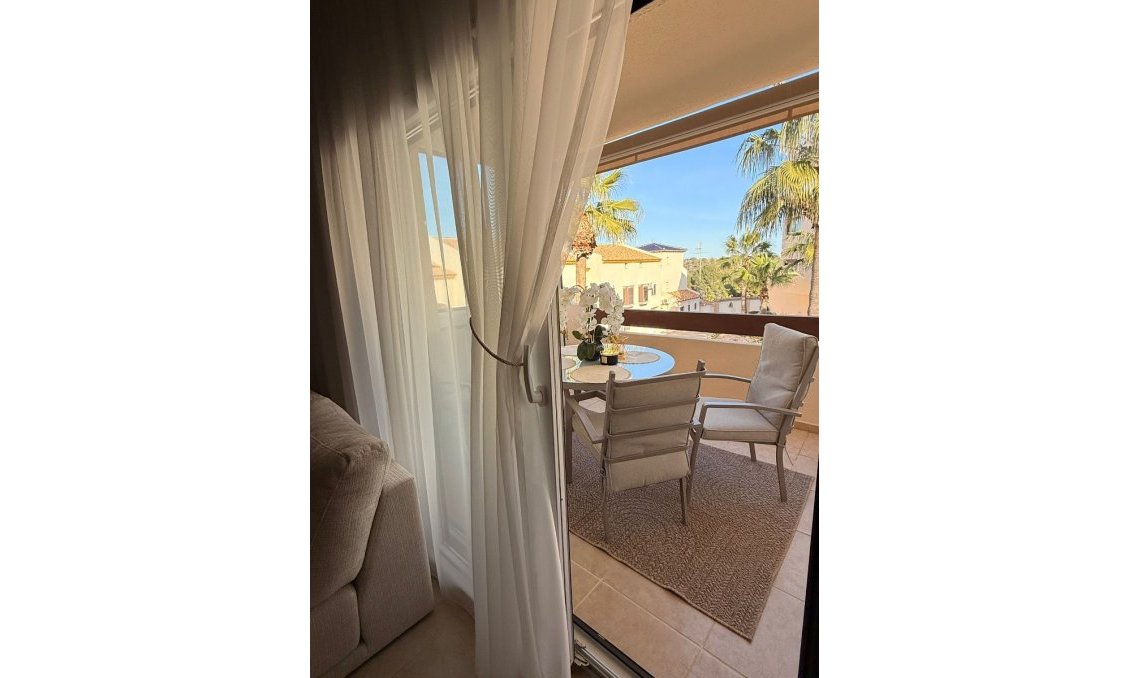 Revânzare - Mansardă -
Las Ramblas Golf - Inland