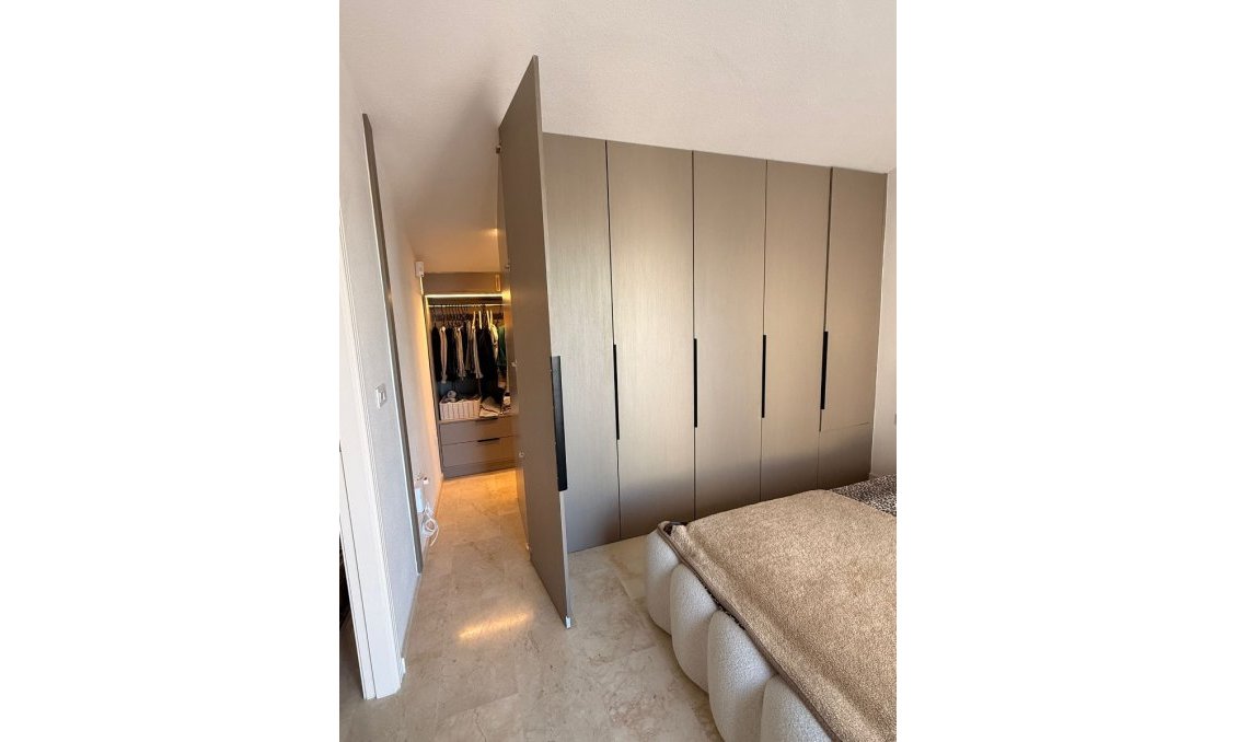 Revânzare - Mansardă -
Las Ramblas Golf - Inland