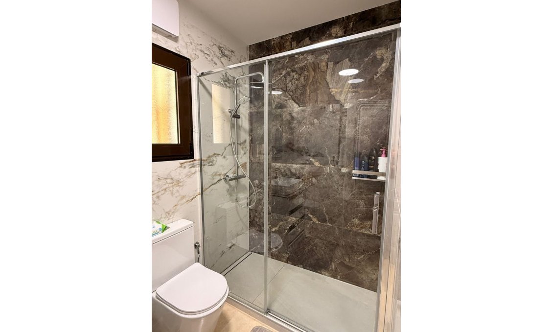 Revânzare - Mansardă -
Las Ramblas Golf - Inland