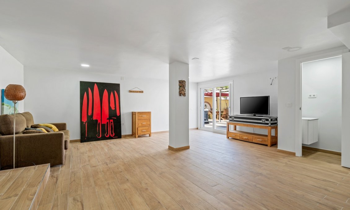 Revente - Villa -
Orihuela Costa - Costa Blanca