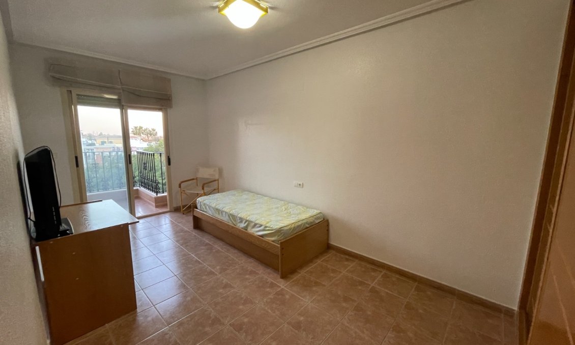 Revente - Town House -
Almoradí - Inland