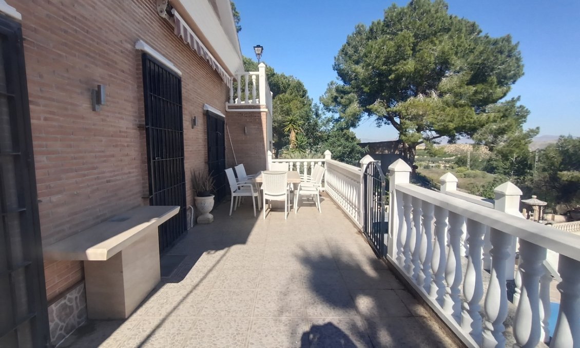 Resale - Villa -
Canadas De San Pedro - Inland