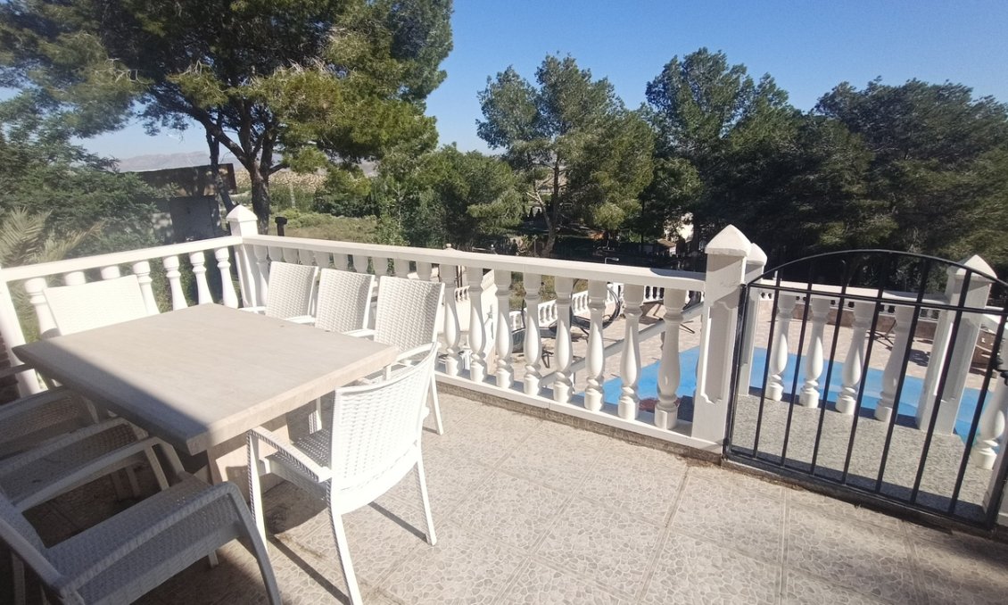 Resale - Villa -
Canadas De San Pedro - Inland