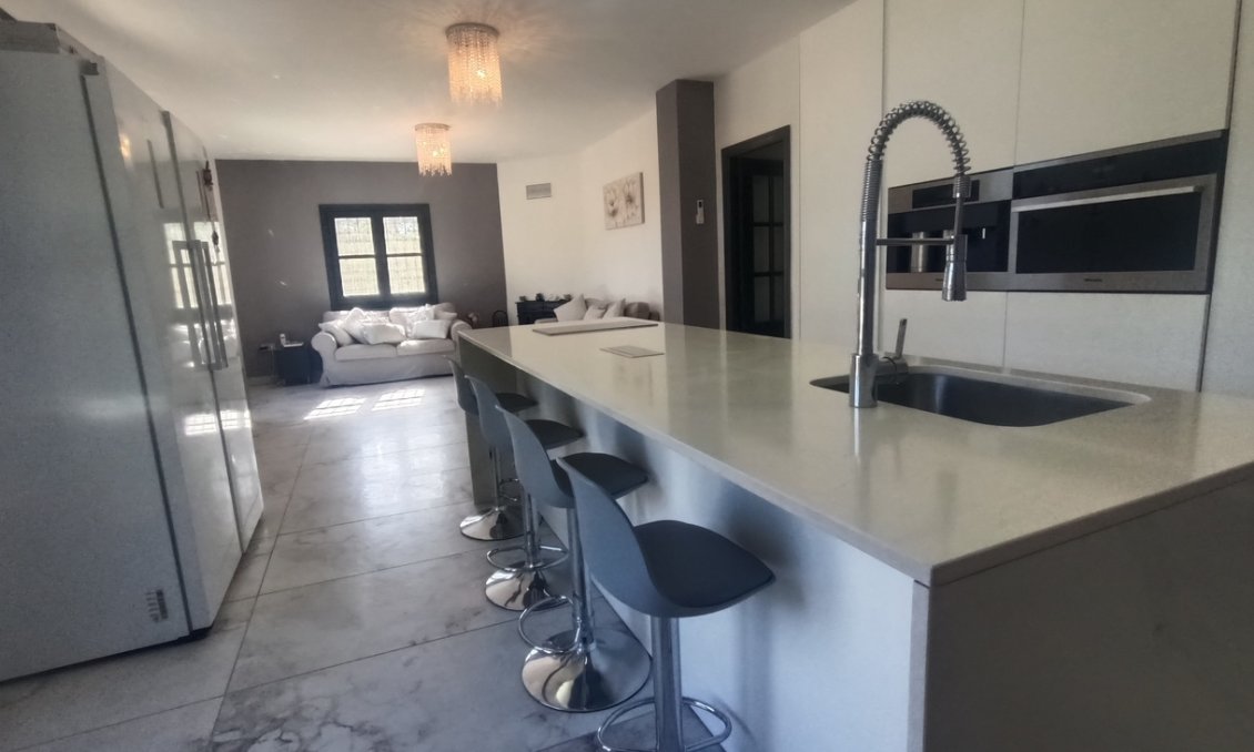 Resale - Villa -
Canadas De San Pedro - Inland