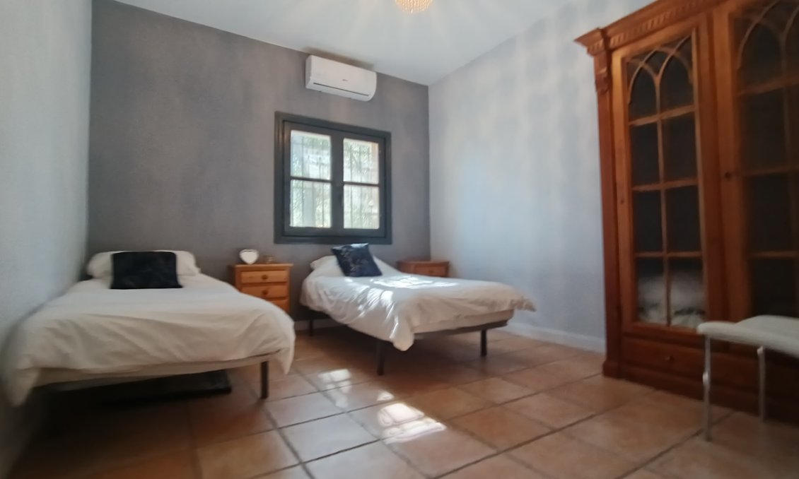 Resale - Villa -
Canadas De San Pedro - Inland