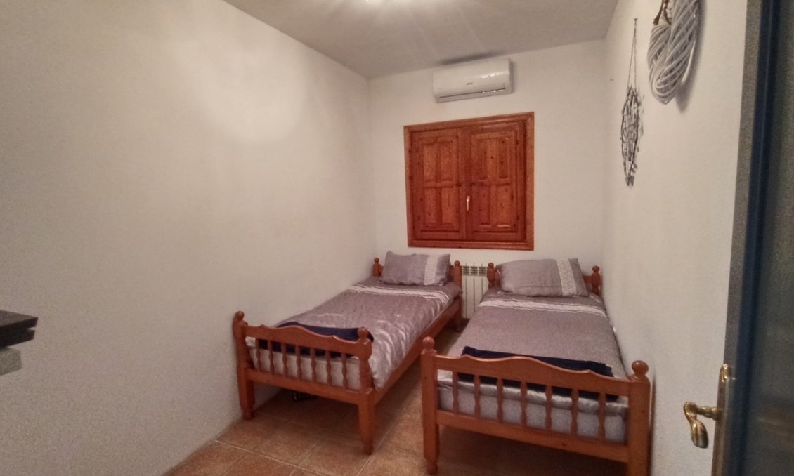 Resale - Villa -
Canadas De San Pedro - Inland