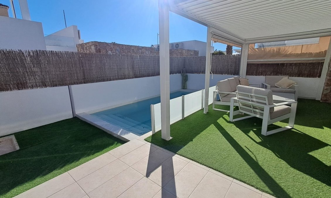 Resale - Villa -
Cabo Roig - Costa Blanca