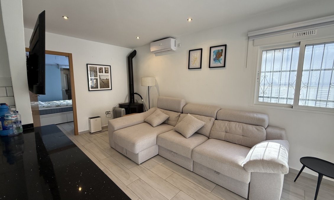 Wiederverkauf - Villa -
Villamartin - Costa Blanca