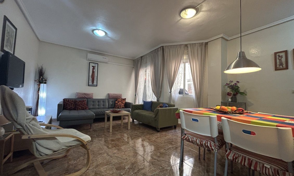 Revente - Appartement -
Rojales - Inland