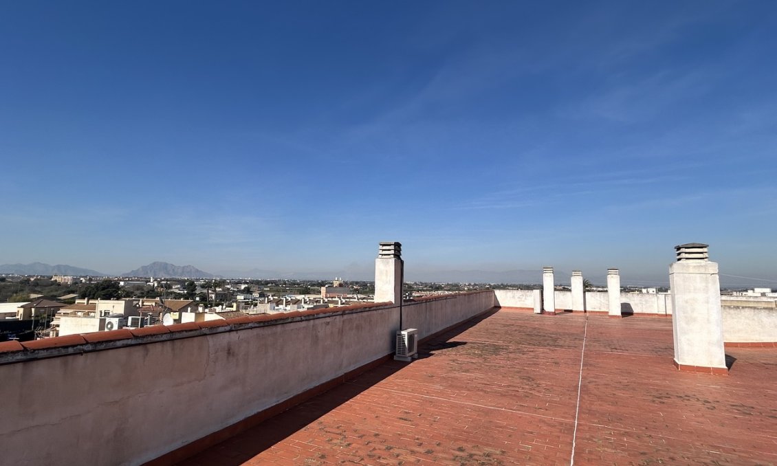 Revente - Appartement -
Rojales - Inland