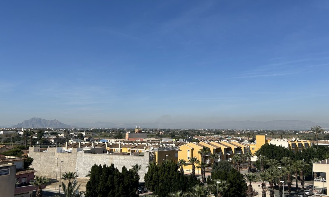 Revente - Appartement -
Rojales - Inland