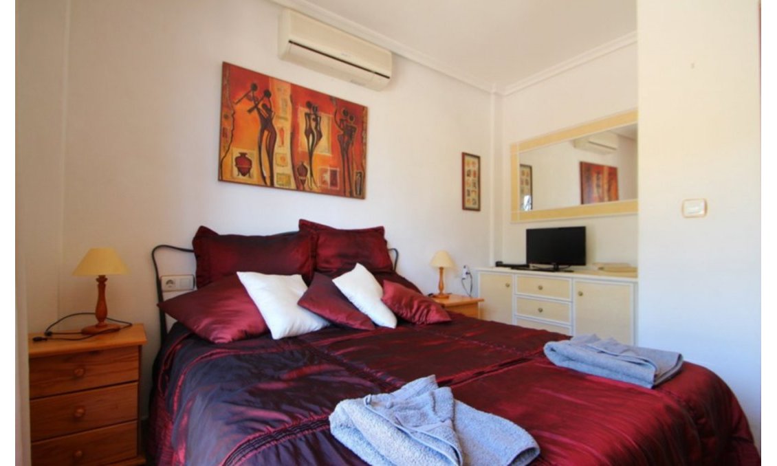 Wiederverkauf - Villa -
Villamartin - Costa Blanca