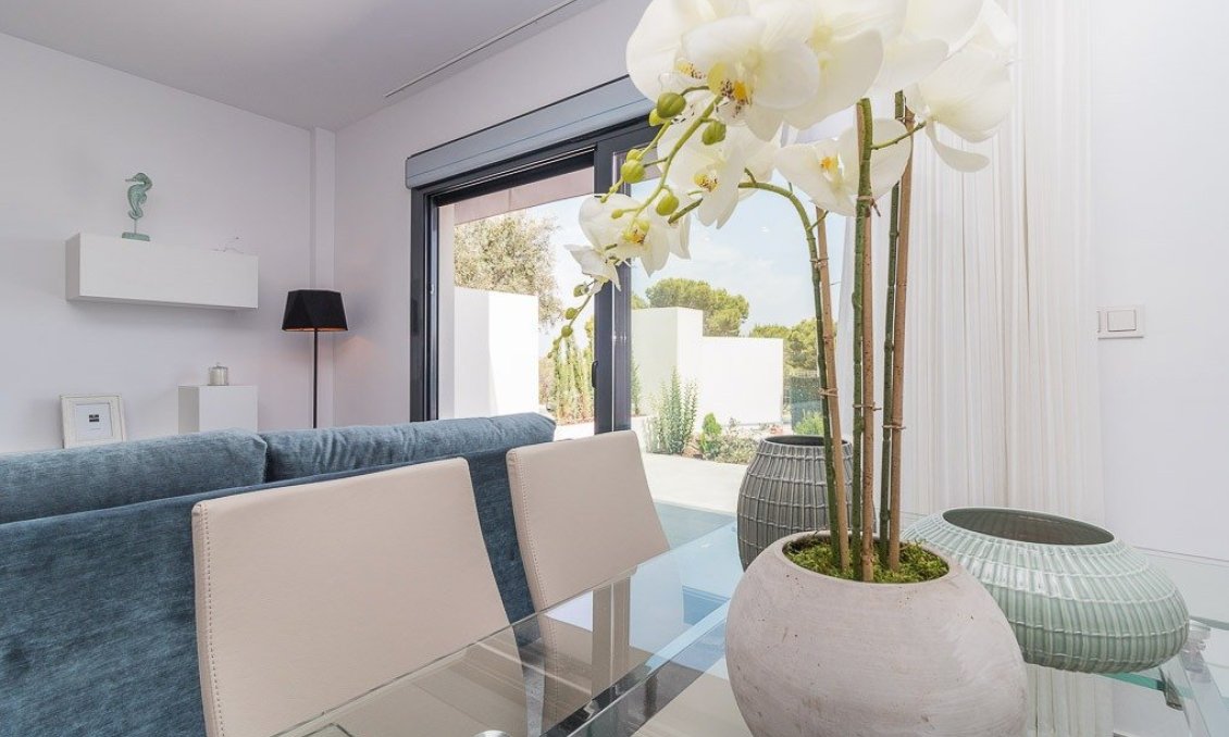 Neue Gebäude - Bungalow -
Torrevieja - Los Balcones