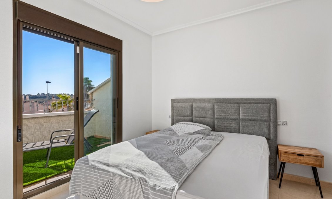 Wiederverkauf - Town House -
San Miguel de Salinas - Inland