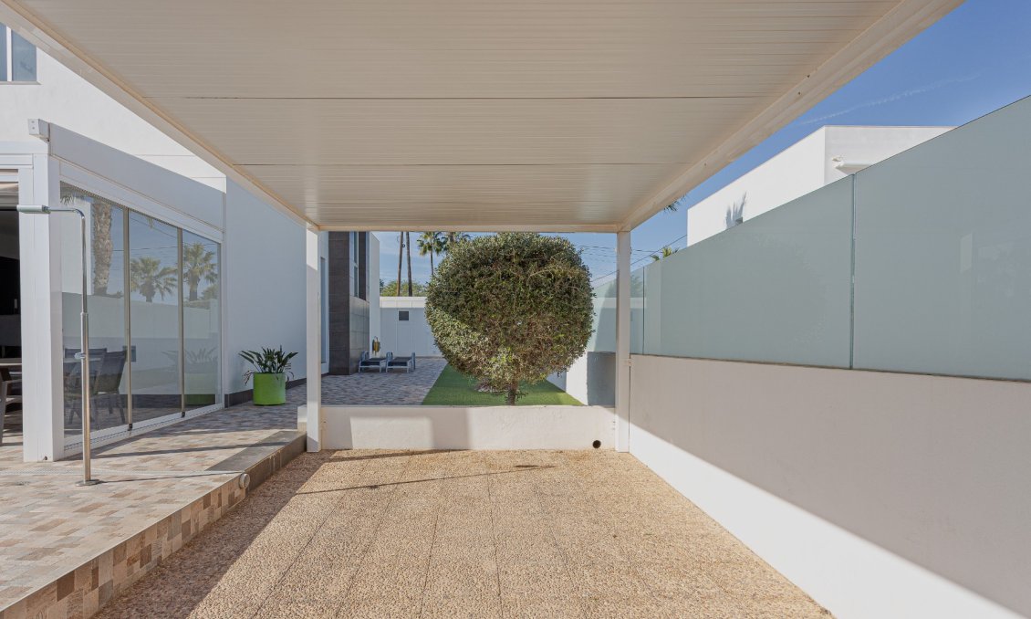 Revânzare - Vilă -
Orihuela Costa - Costa Blanca