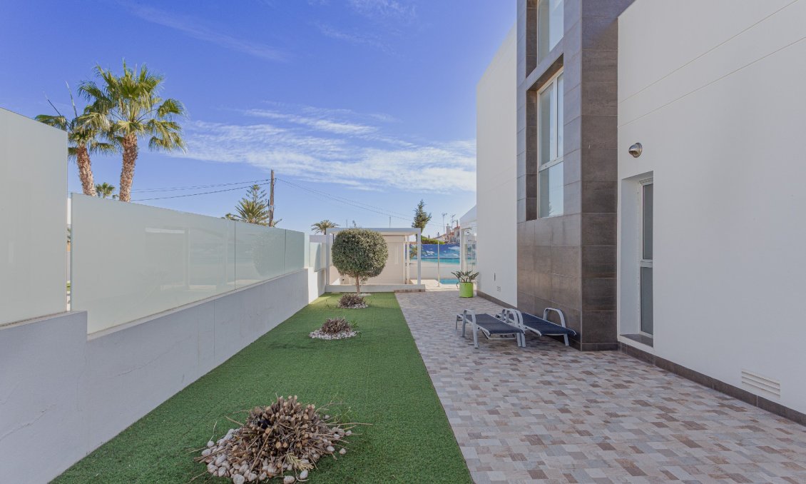 Revânzare - Vilă -
Orihuela Costa - Costa Blanca