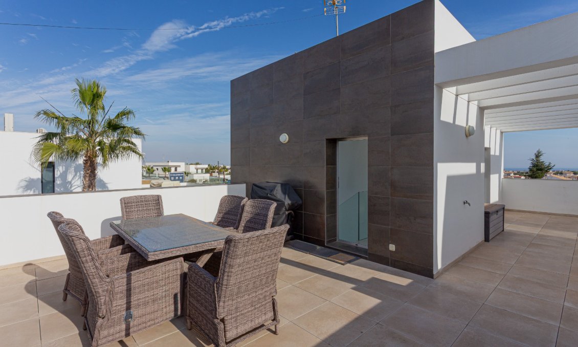 Revânzare - Vilă -
Orihuela Costa - Costa Blanca