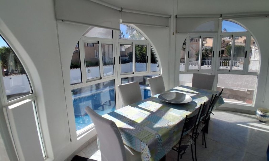 Segunda mano - Villa -
Rojales - Inland