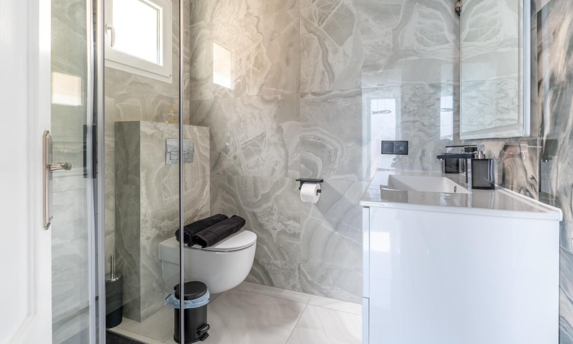 Resale - Town House -
Torrevieja - Punta Prima