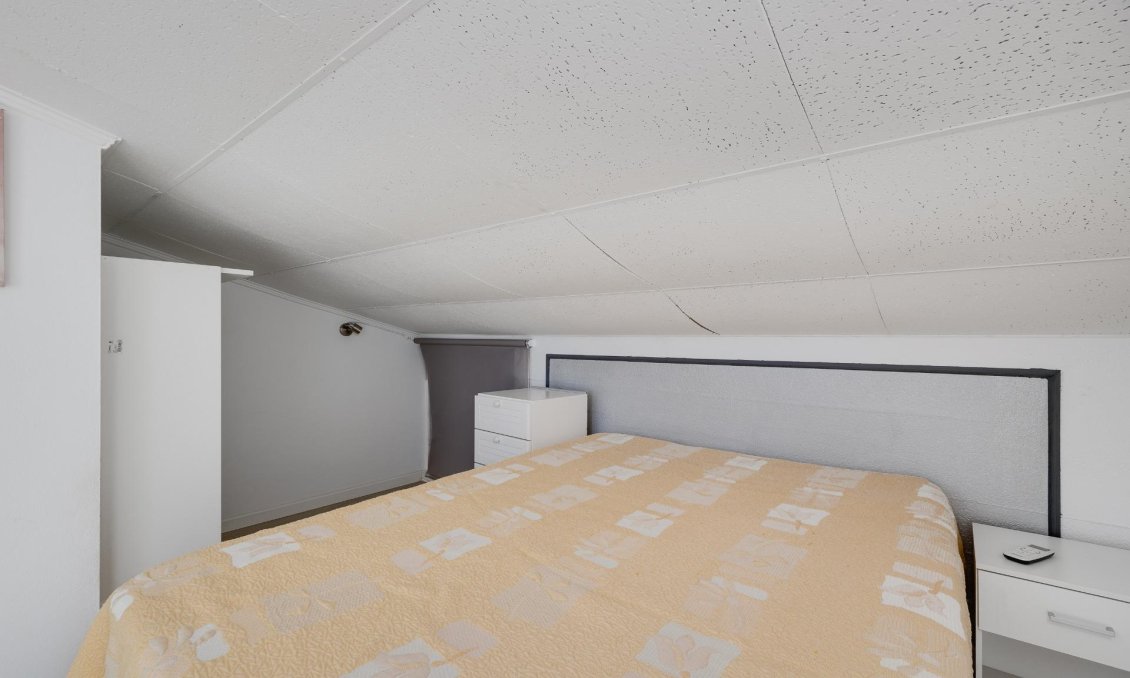 Segunda mano - Semi Detached -
Torrevieja - Aguas Nuevas