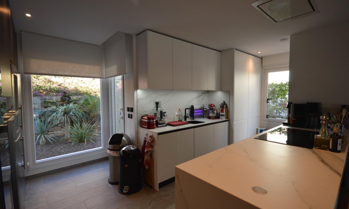 Resale - Villa -
Algorfa - Club De Golf La Finca