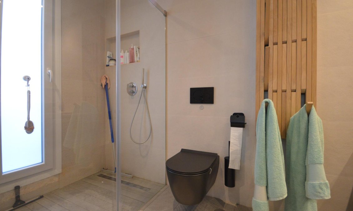 Resale - Villa -
Algorfa - Club De Golf La Finca