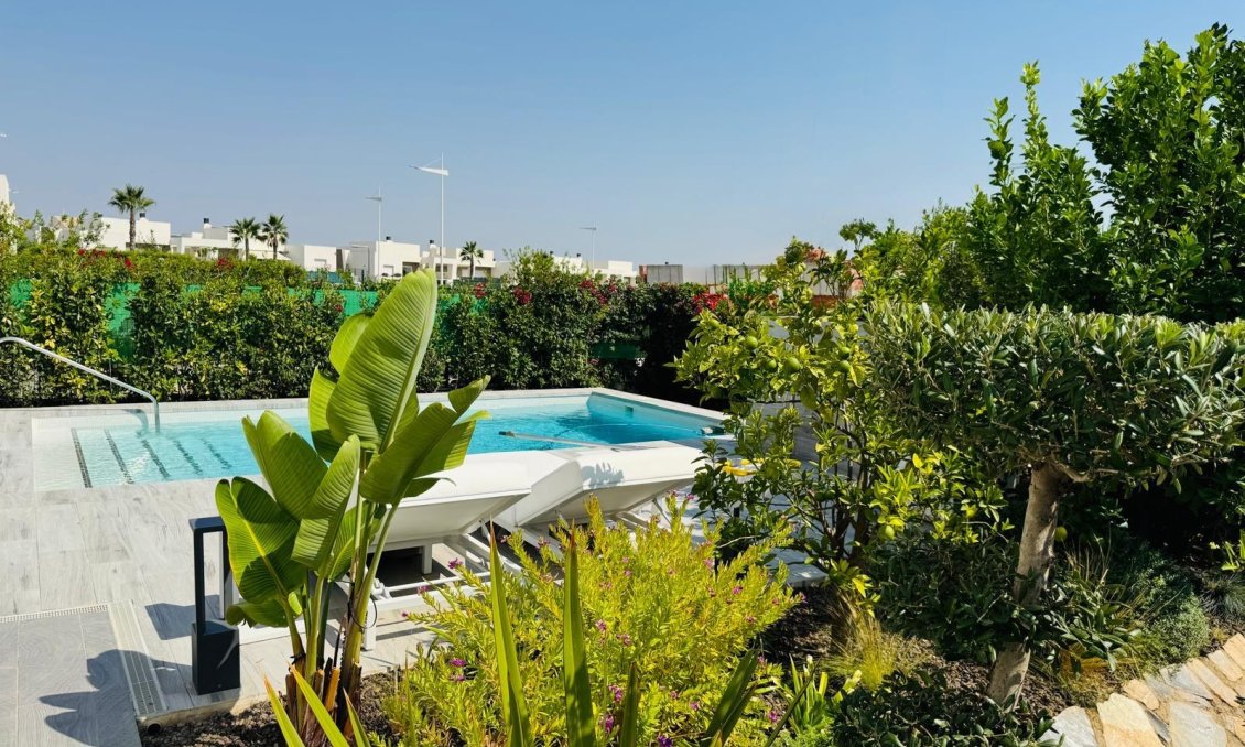Resale - Villa -
Algorfa - Club De Golf La Finca