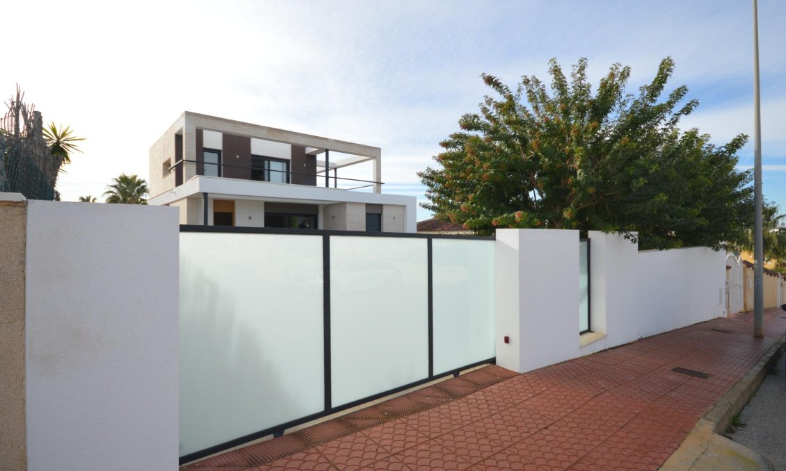 Használt Ingatlanok - Villa -
Benijofar - Benimar