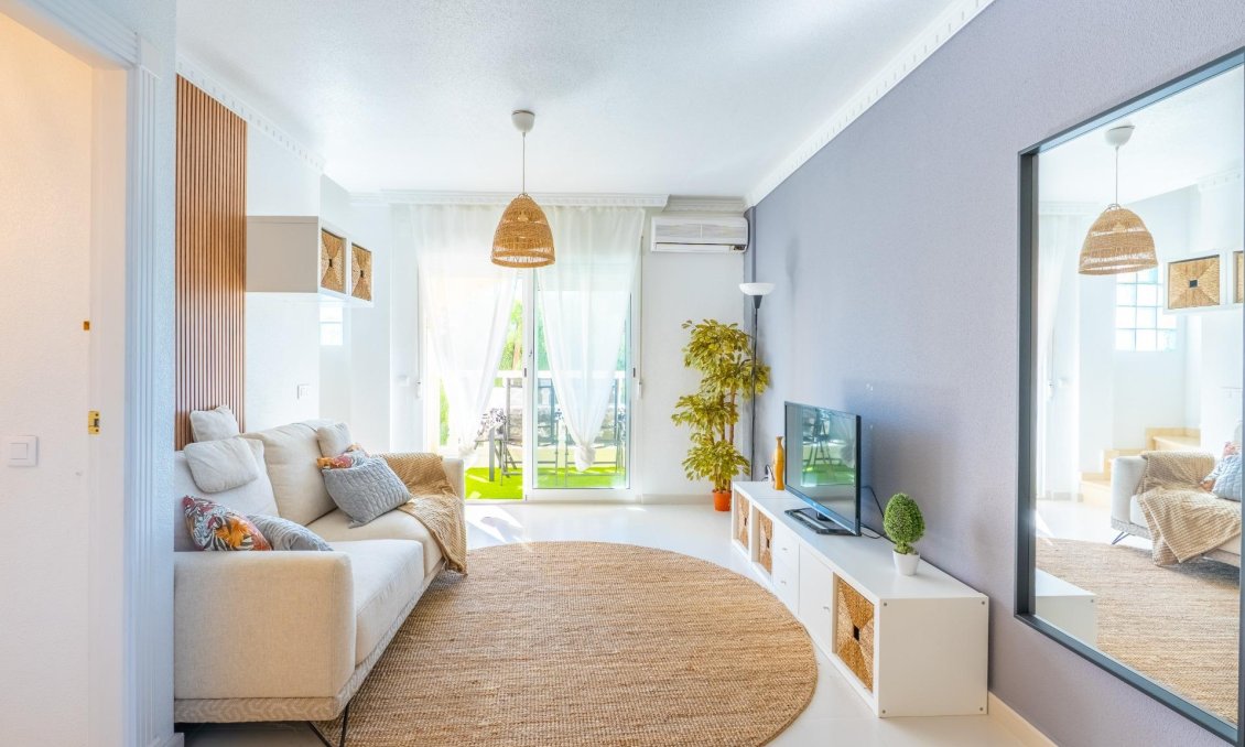 Resale - Duplex -
Algorfa - Comunidad Valenciana