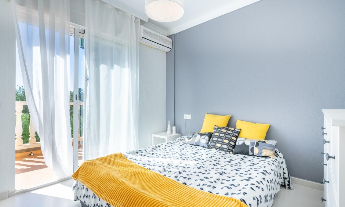 Resale - Duplex -
Algorfa - Comunidad Valenciana