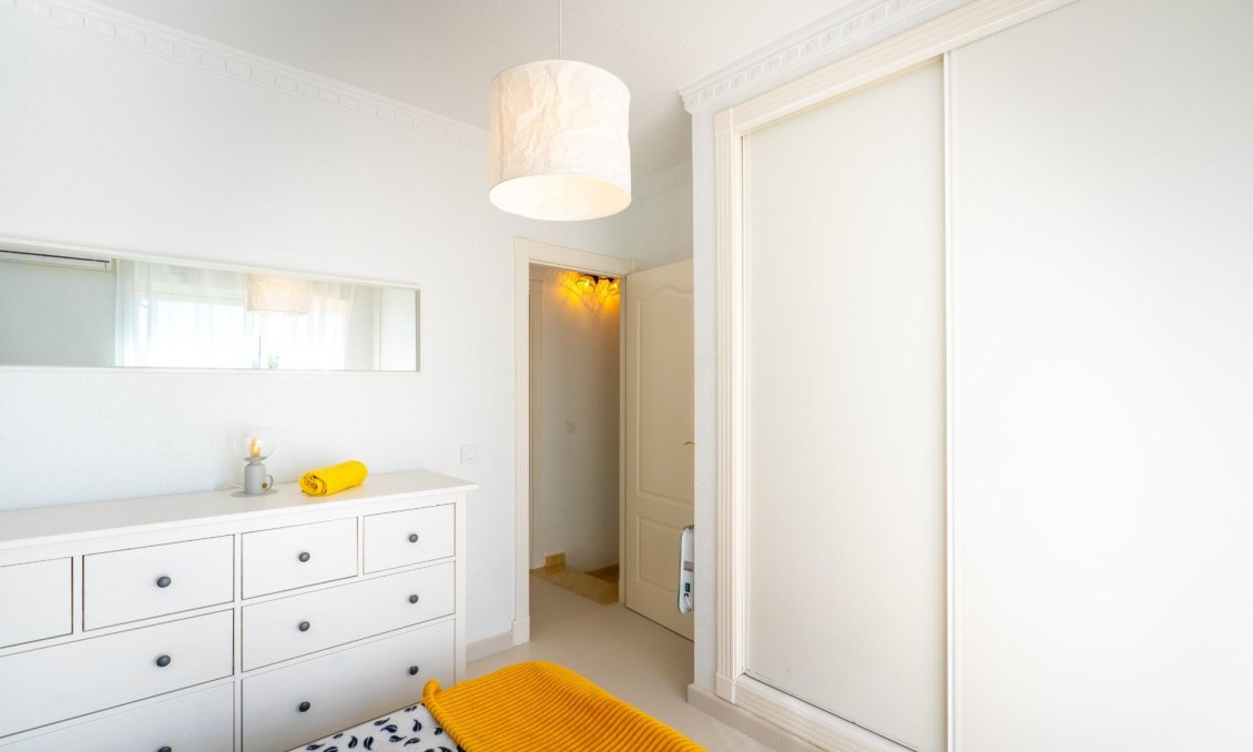 Resale - Duplex -
Algorfa - Comunidad Valenciana