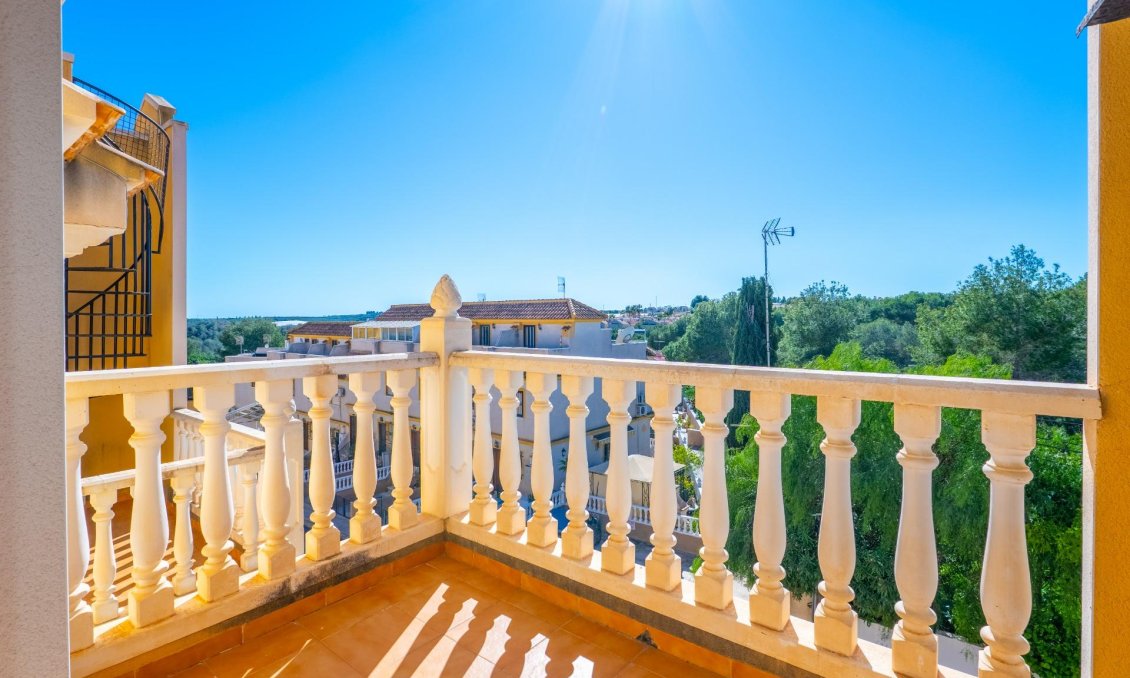 Resale - Duplex -
Algorfa - Comunidad Valenciana