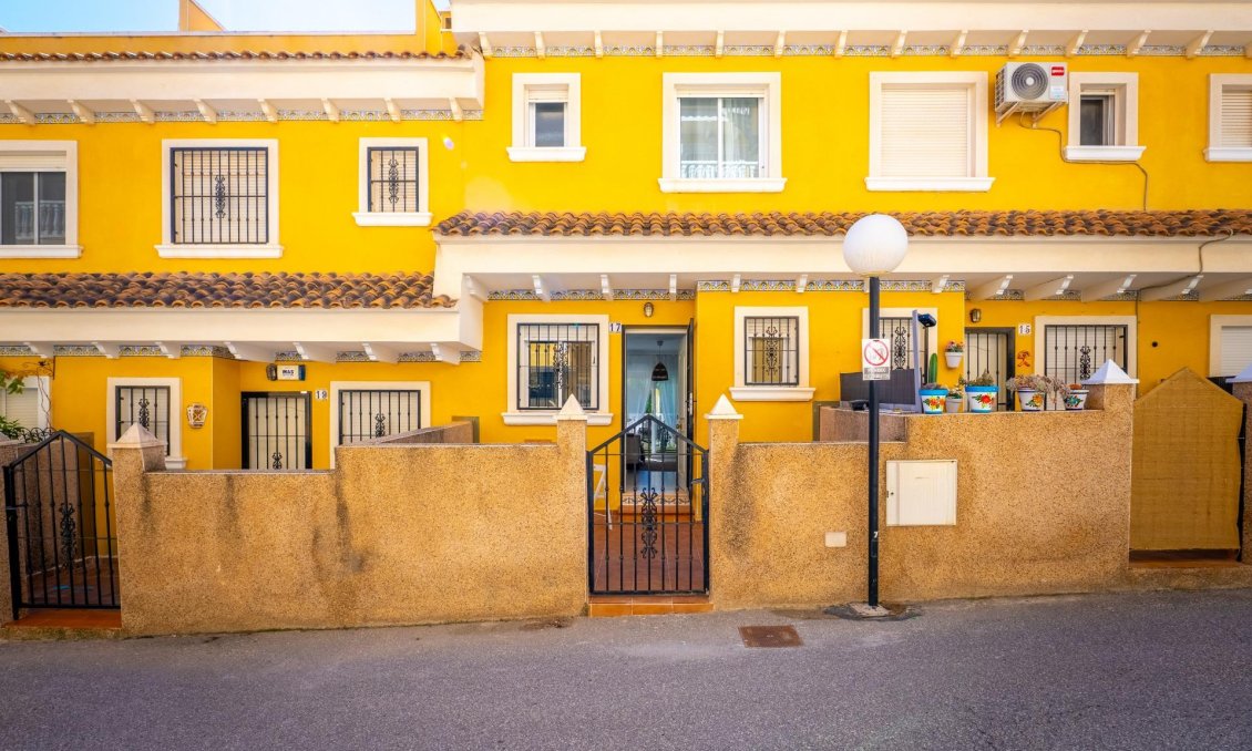 Resale - Duplex -
Algorfa - Comunidad Valenciana