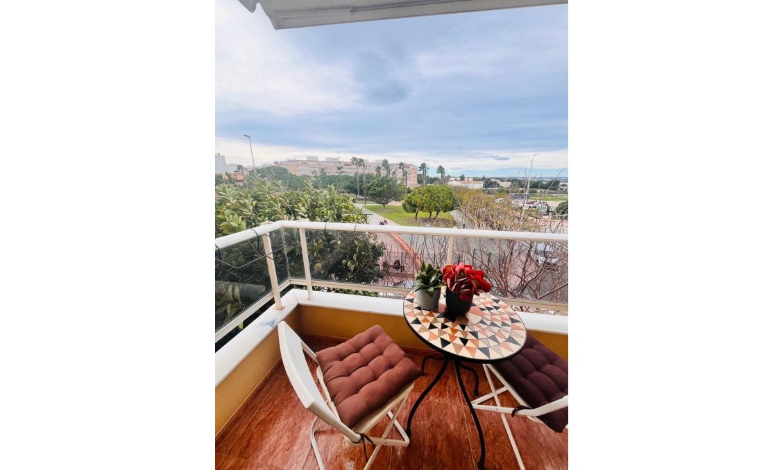 Revente - Appartement -
Torrevieja - Costa Blanca