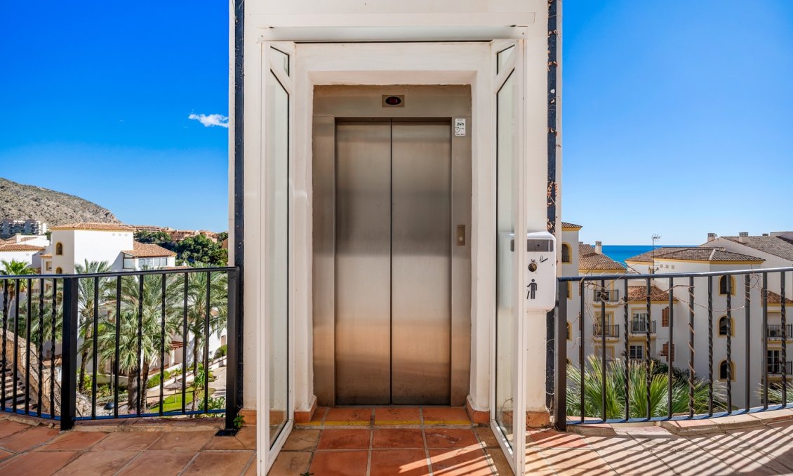 Resale - Apartment -
Altea - Costa Blanca