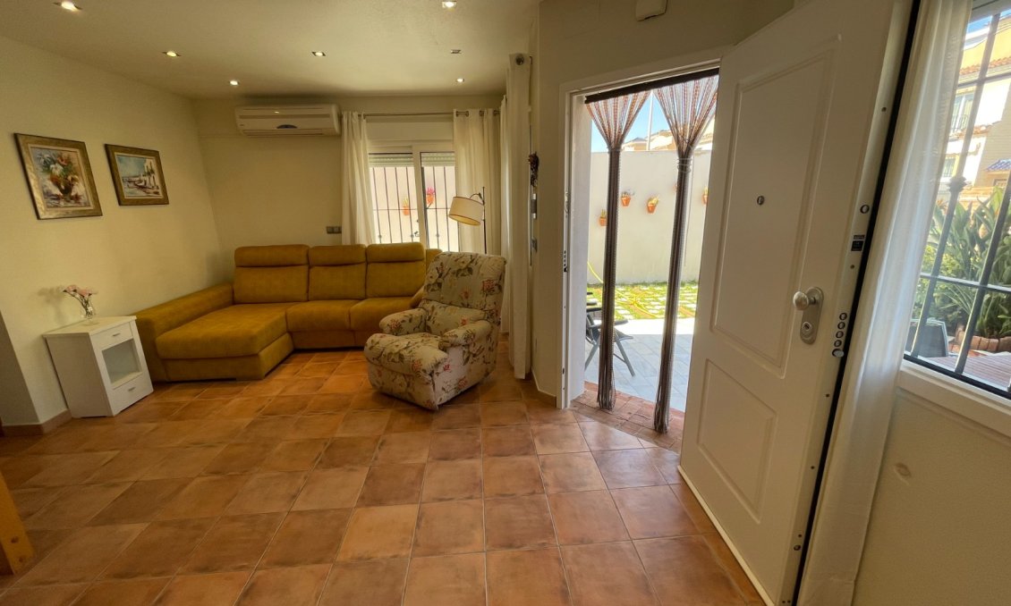 Wiederverkauf - Town House -
Torre de la Horadada - Costa Blanca