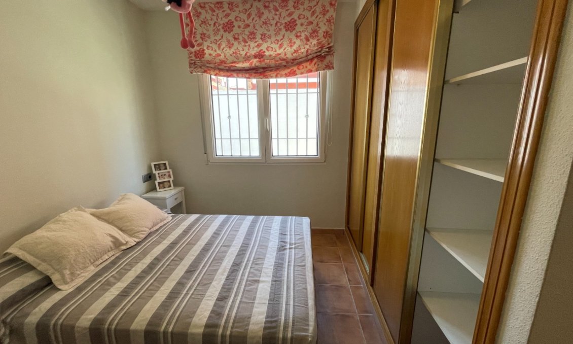 Wiederverkauf - Town House -
Torre de la Horadada - Costa Blanca