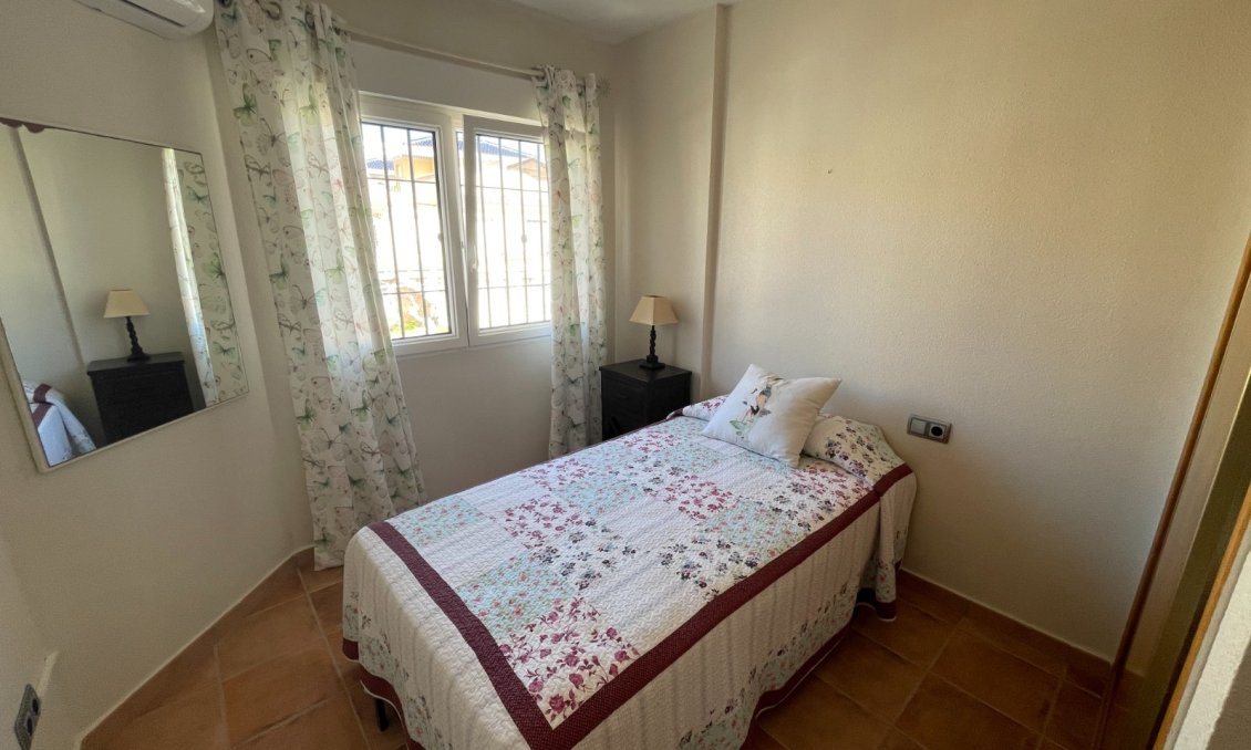 Wiederverkauf - Town House -
Torre de la Horadada - Costa Blanca