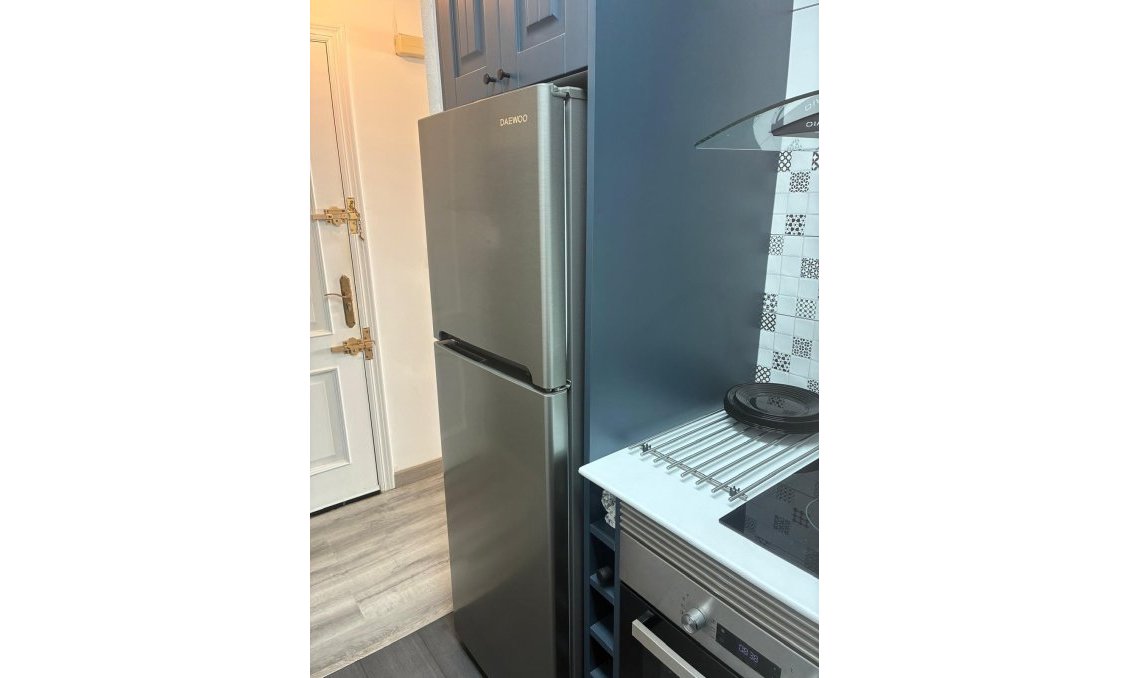 Segunda mano - Apartamento -
Torrevieja - Centro