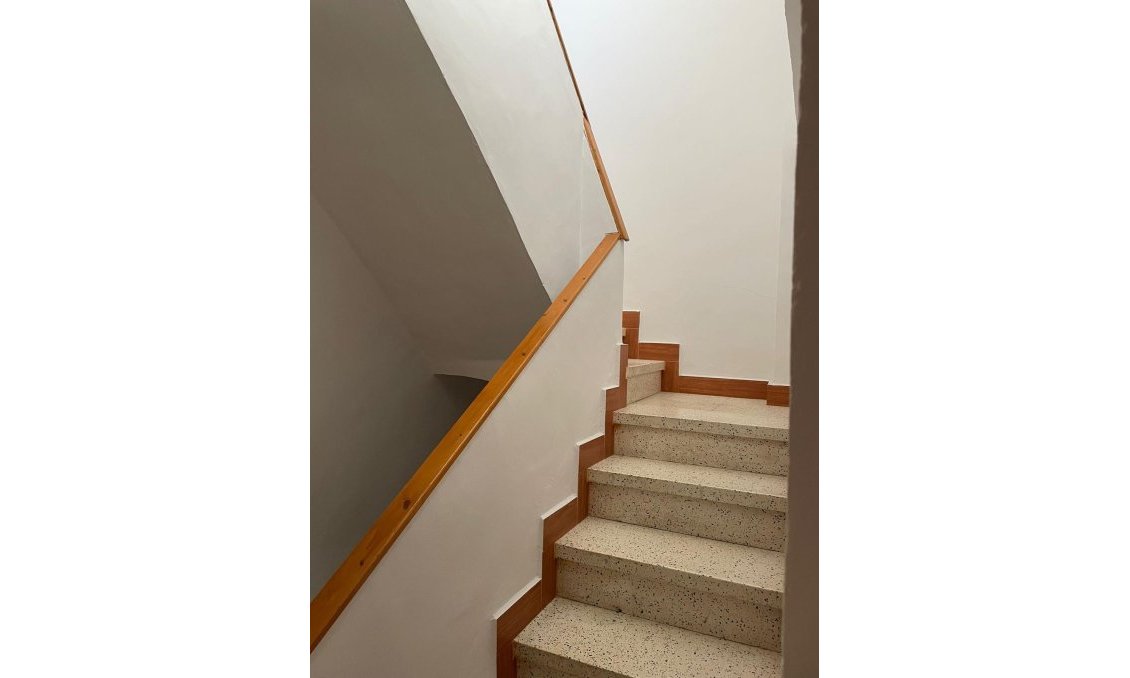 Wiederverkauf - Duplex -
Albatera