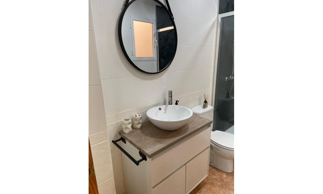 Wiederverkauf - Duplex -
Albatera