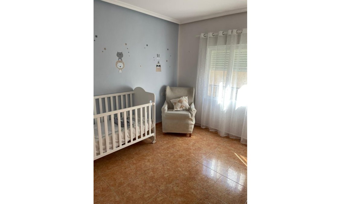 Wiederverkauf - Duplex -
Albatera