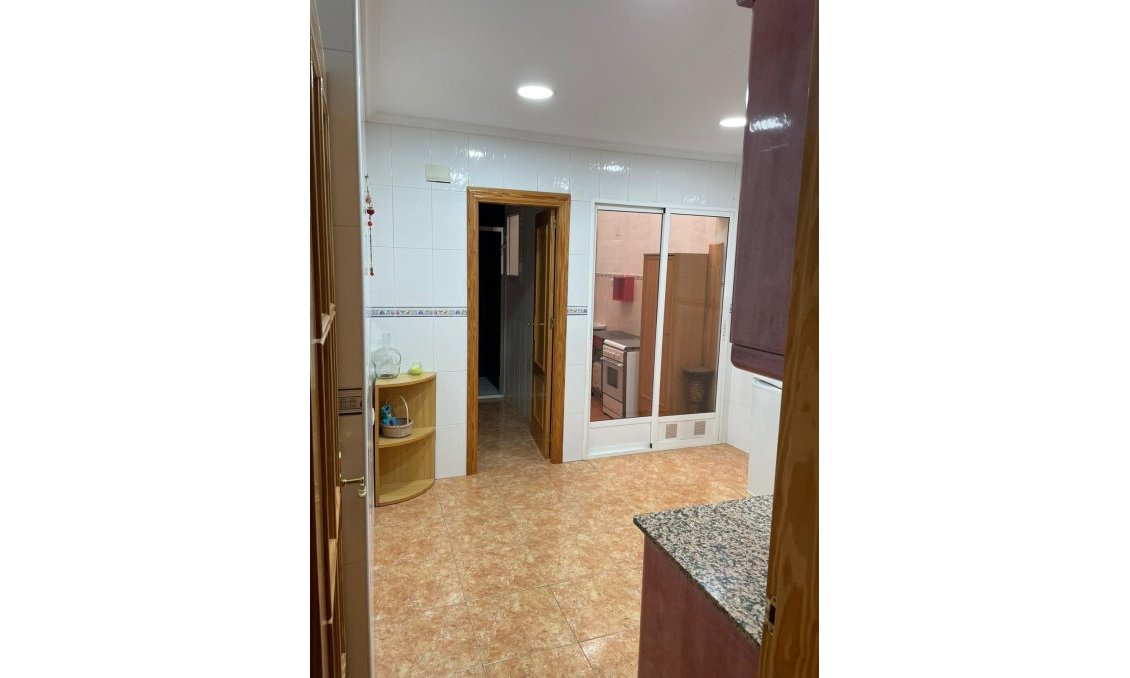 Wiederverkauf - Duplex -
Albatera