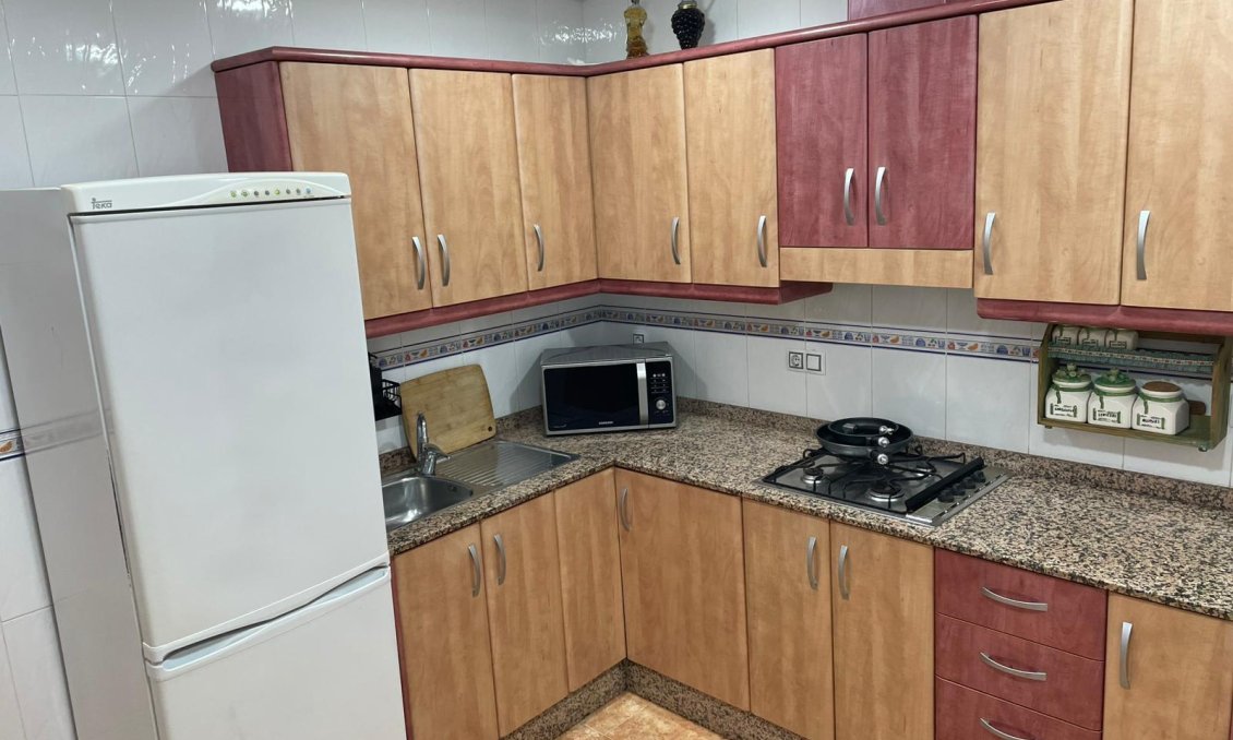 Wiederverkauf - Duplex -
Albatera