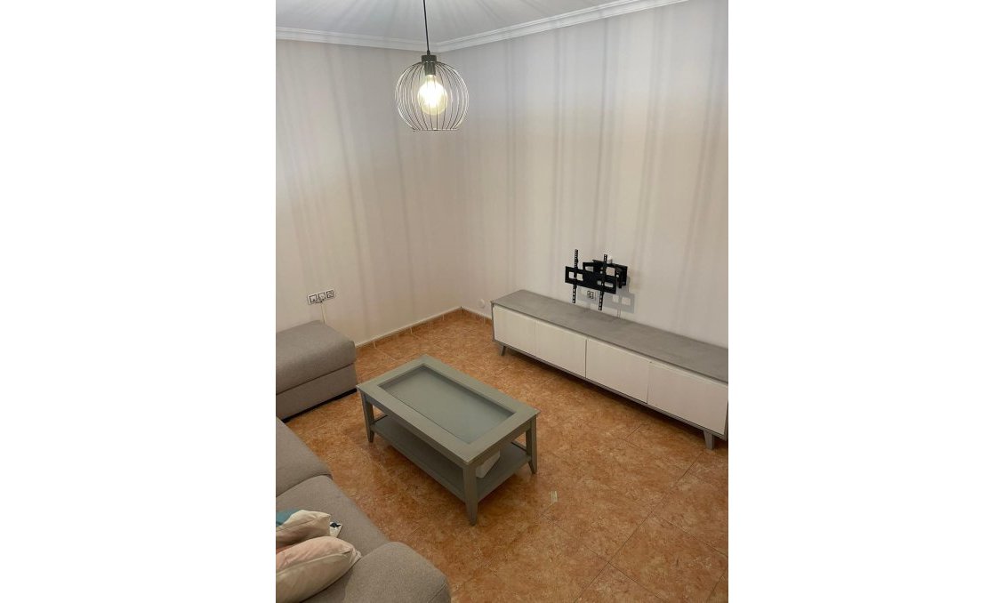 Wiederverkauf - Duplex -
Albatera