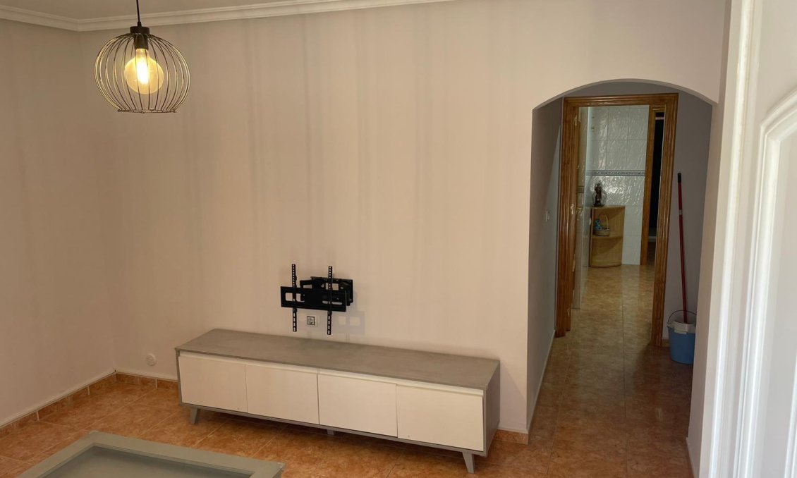 Wiederverkauf - Duplex -
Albatera