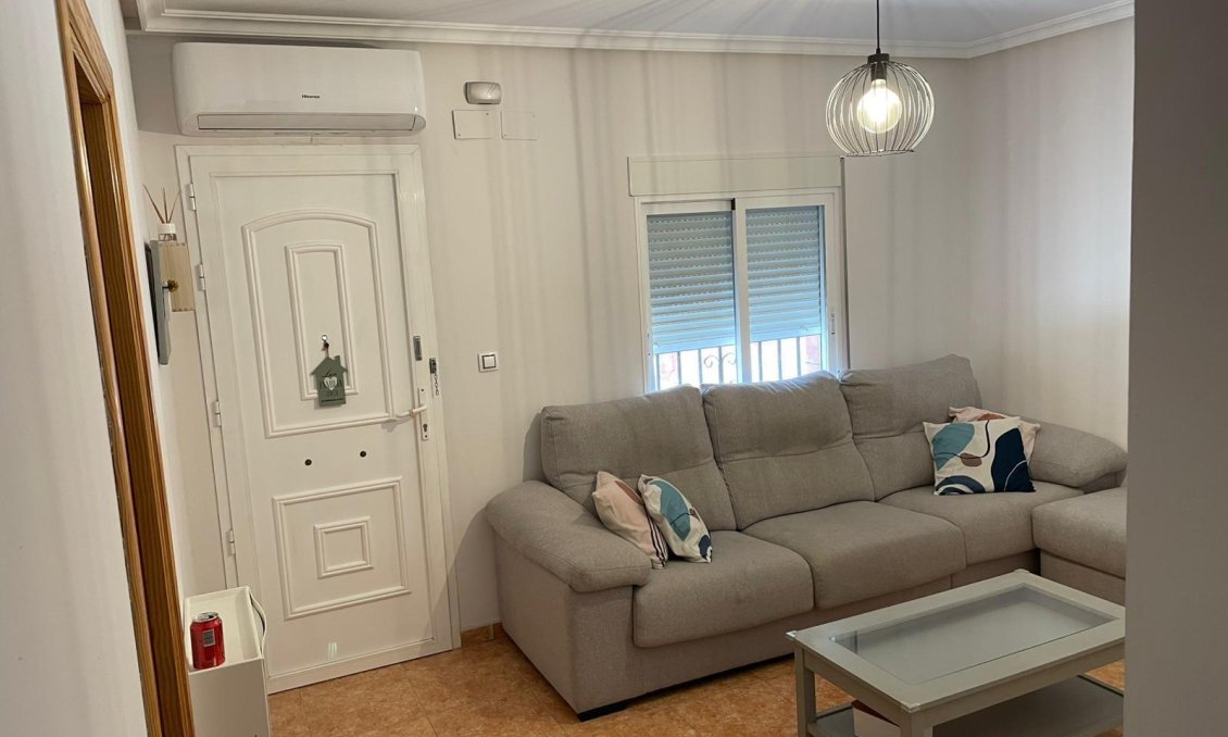 Wiederverkauf - Duplex -
Albatera