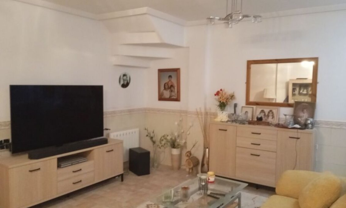 Segunda mano - Town House -
Catral - Costa Blanca